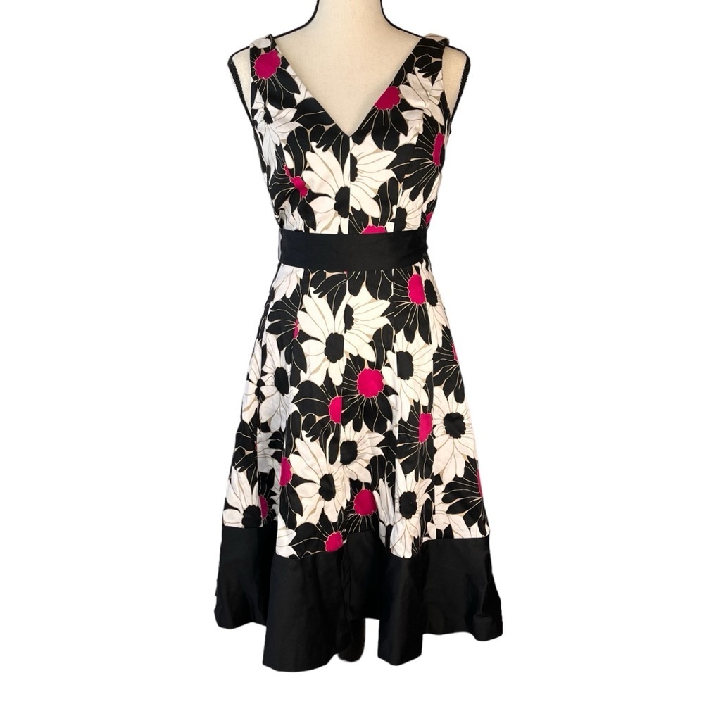 Nine West Women's V Neck A Line Multicolor Floral Dress Size 2